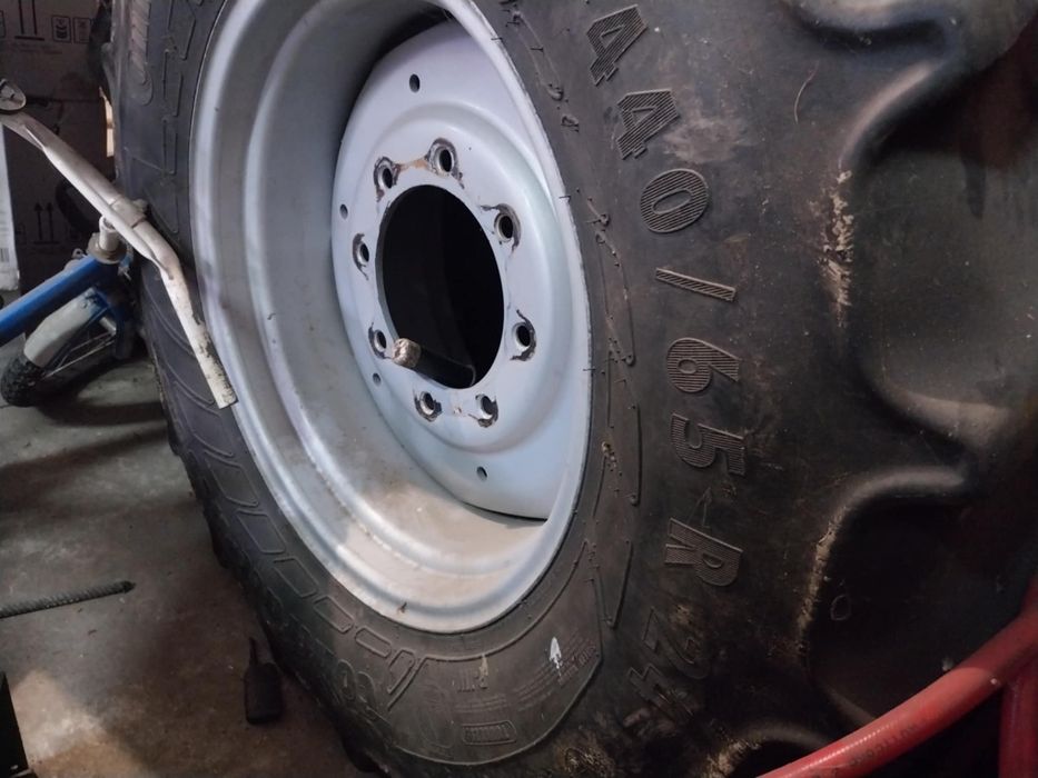 Komplet kół rolniczych