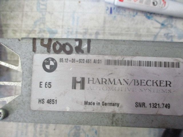 Amplificador de colunas BMW 5 (E60)