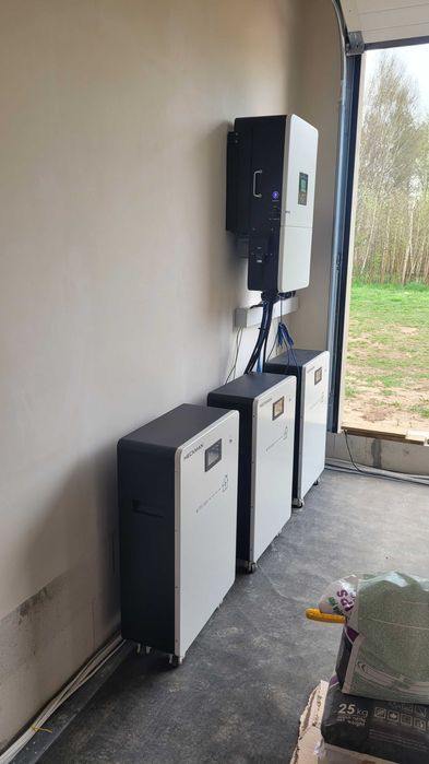 Inwerter falownik hybrydowy DEYE 10 kW + Magazyn energii 15 kWh montaż