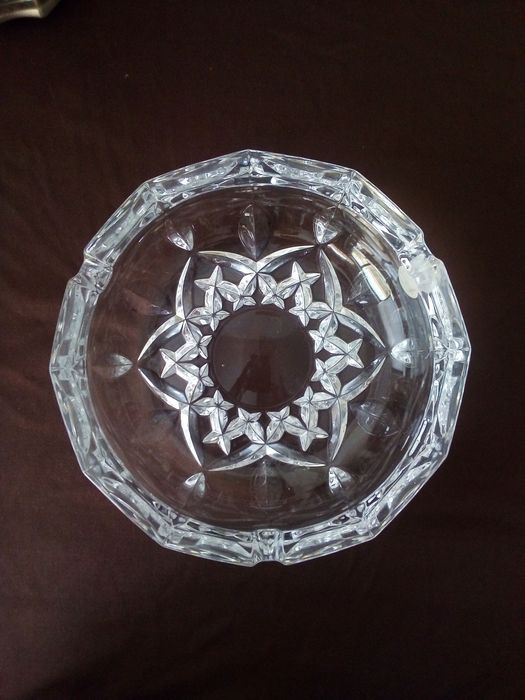 Crystal Ashtrays64861918248066127