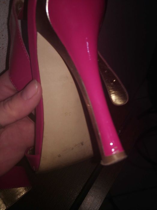Szpilki, buty na obcasie rozm.38