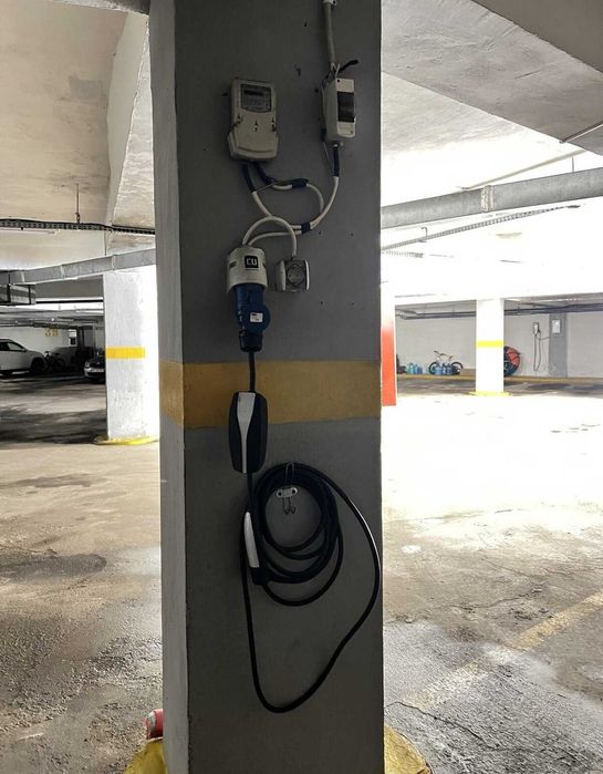 Продаж паркомісця на Поділлі