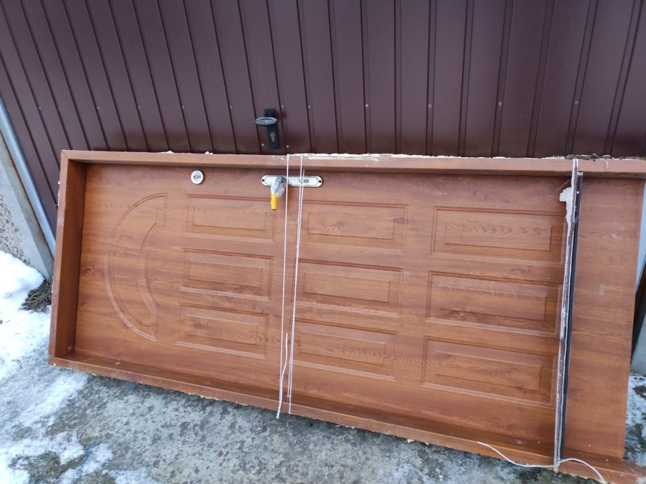 Drzwi zewnętrzne metalowe