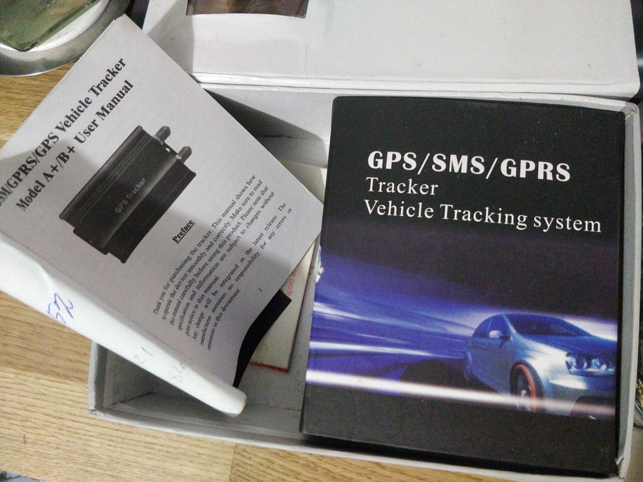 GPS Car Locator/Tracker64586031663233124