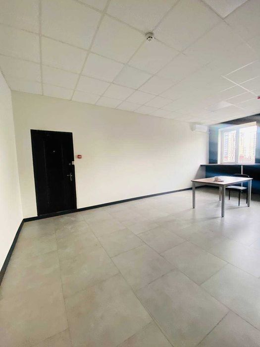 MS S4 Сдам большое офисное помещение Гагарина, Молочная 38