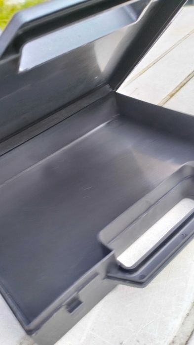 pudełko walizeczka opakowanie plastik