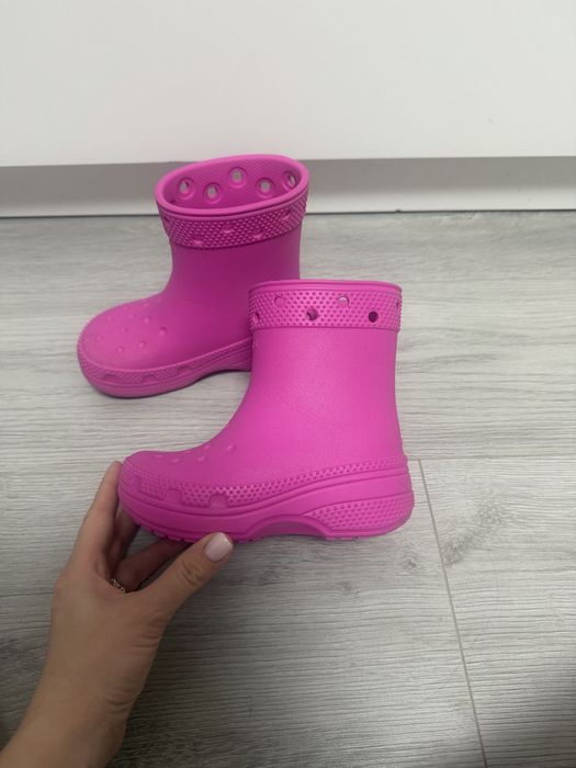 Crocs c9 чоботи 25-26