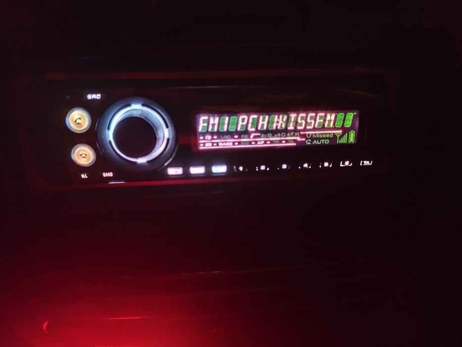 Магнитола Pioneer deh