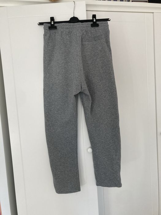 Dres dla dziewczynki 164 cm