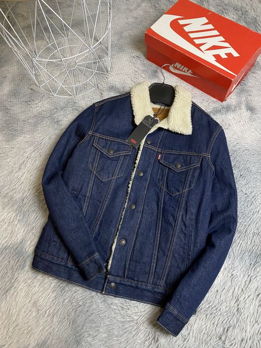 Продам мужская Sherpa Levis