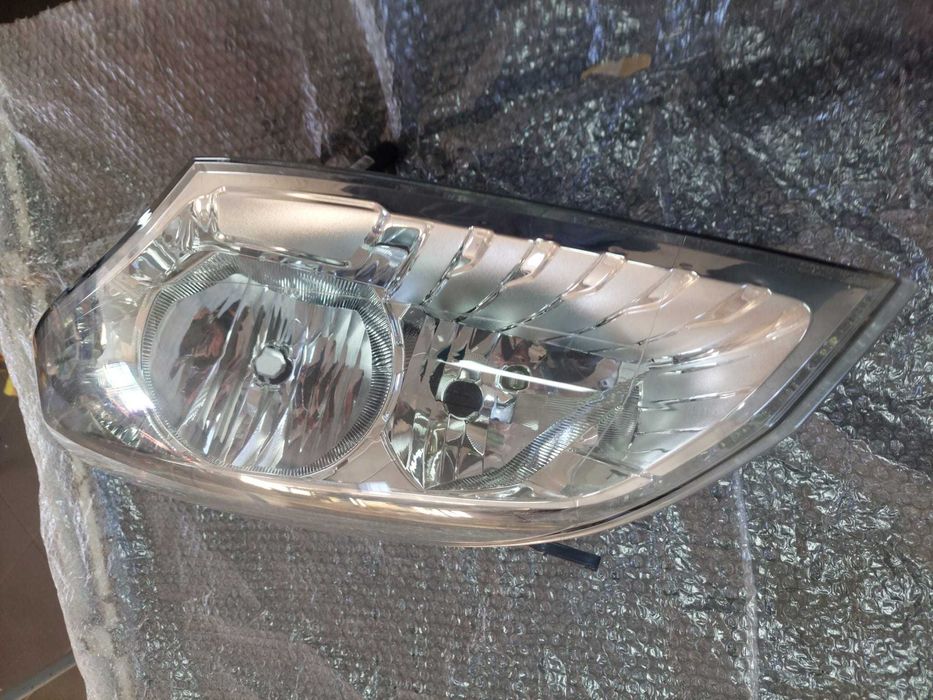 farol esq Renault megane 3