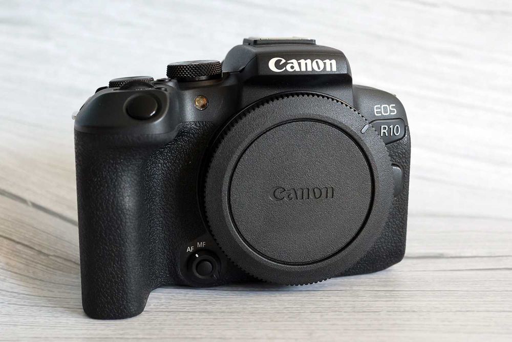 Canon R10 | niski przebieg |  czysta matryca | akcesoria + 2 dod. baterie GRATIS