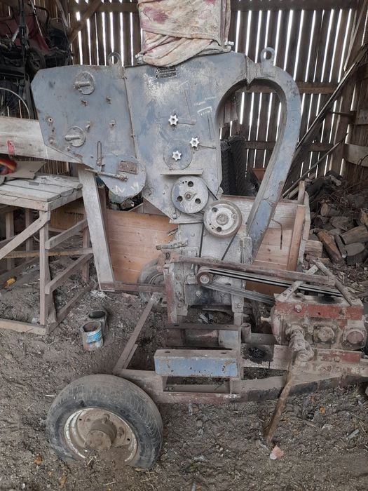 Зернова  безрешітна дробилка ДБ 5-1