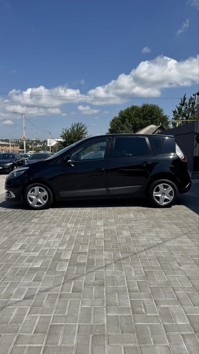 Рестайлінг Renault Scenic Рено Сценік III 2012 р 1,5 К9К дизель 6МКПП