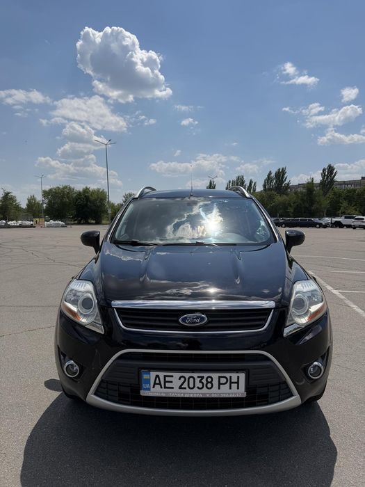 Продам форд куга в отличном состоянии!