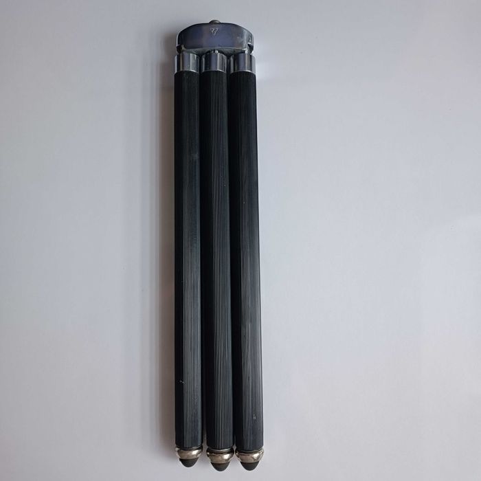 Винтажный штатив Injecta Steinach (ГДР, 1950-е), клеймо качества