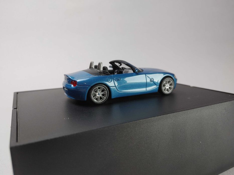 1:43 BMW Z4 roadster (E85) 2003 Minichamps 80420144054: 1 820 грн