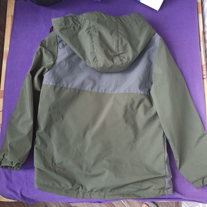 Демисезонная курточка на мальчика
