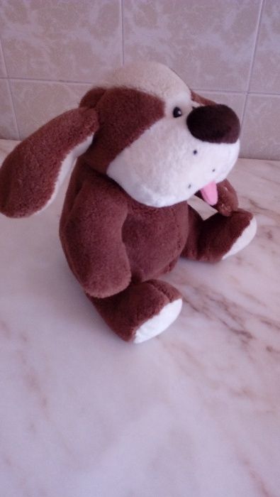 Boneco Peluche a Pilhas