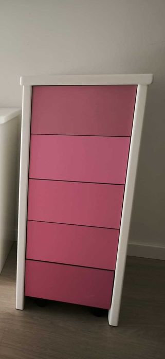 Quarto criança em EXCELENTE estado de conservação