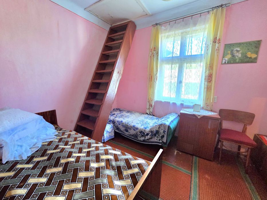 Продається цегляний будинок розташований неподалік м.Дрогобич мСтебник