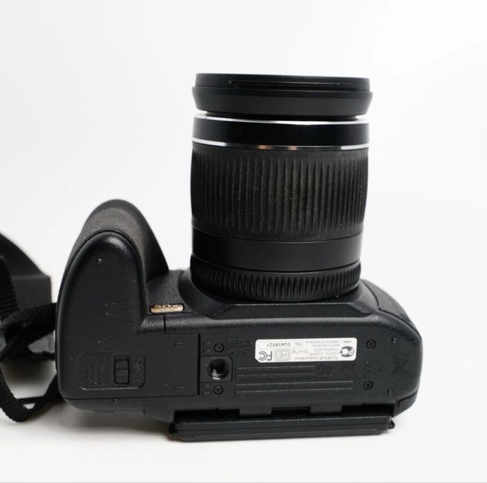 Fujifilm HS10 30x Zoom 4.2-126mm F/2.8-5.6