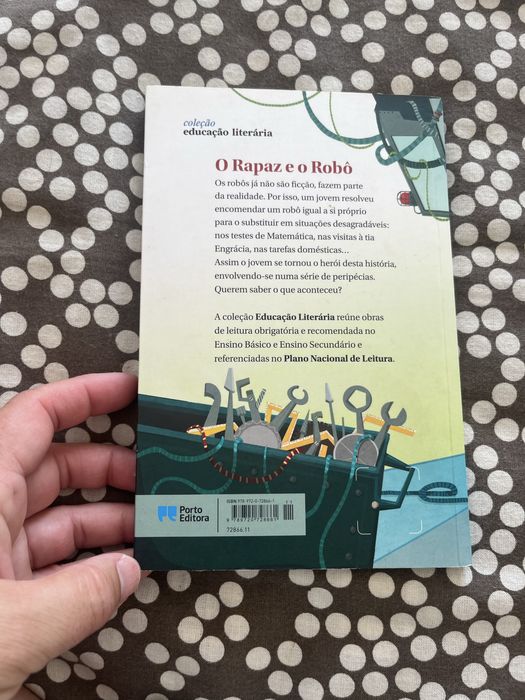 O Rapaz e o Robb – Luísa Ducla Soares
