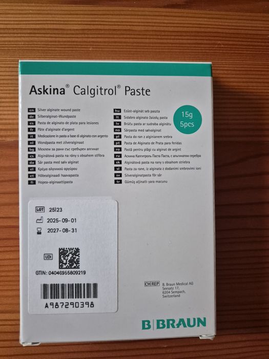 Askina Calgitrol Paste Pasta na rany z alginianem srebra 15g 5 szt
Braun. Zalecane stosowanie: Rany