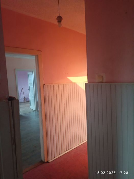 Продам ВЕЛИКУ двушку 52,1м СМТ