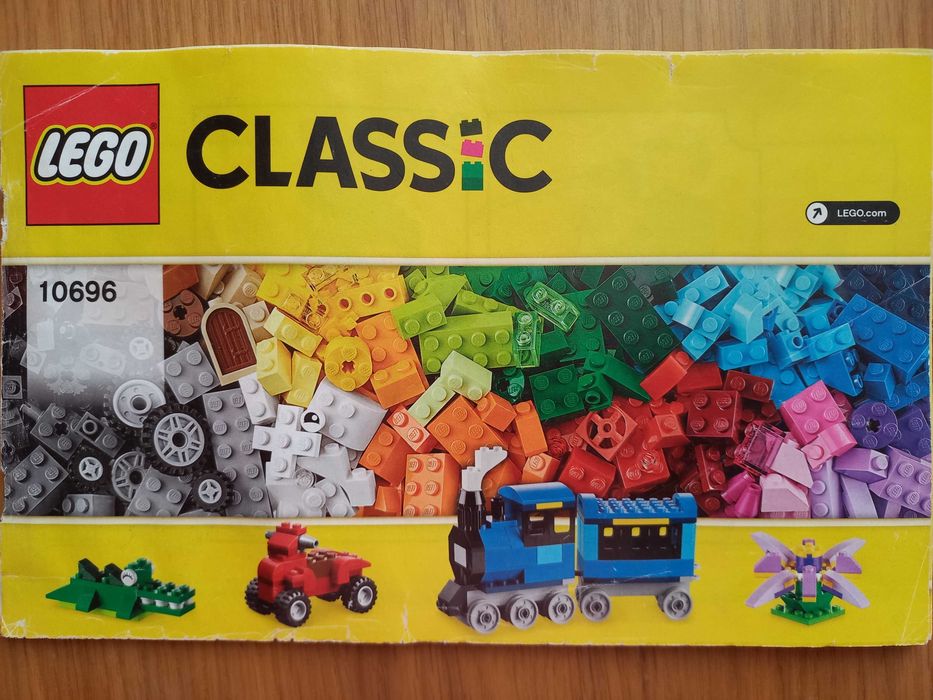 LEGO CLASSIC:  10692,  10696.   Friends