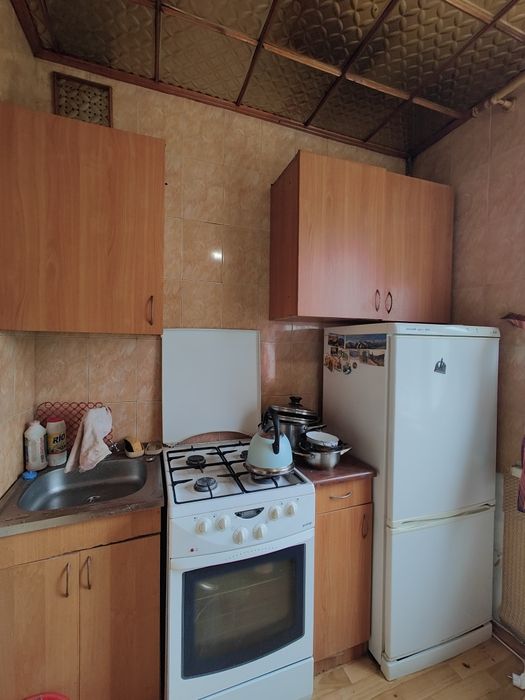 Сдам 1 комнатная квартира Залютино, рядом Чудомаркет.