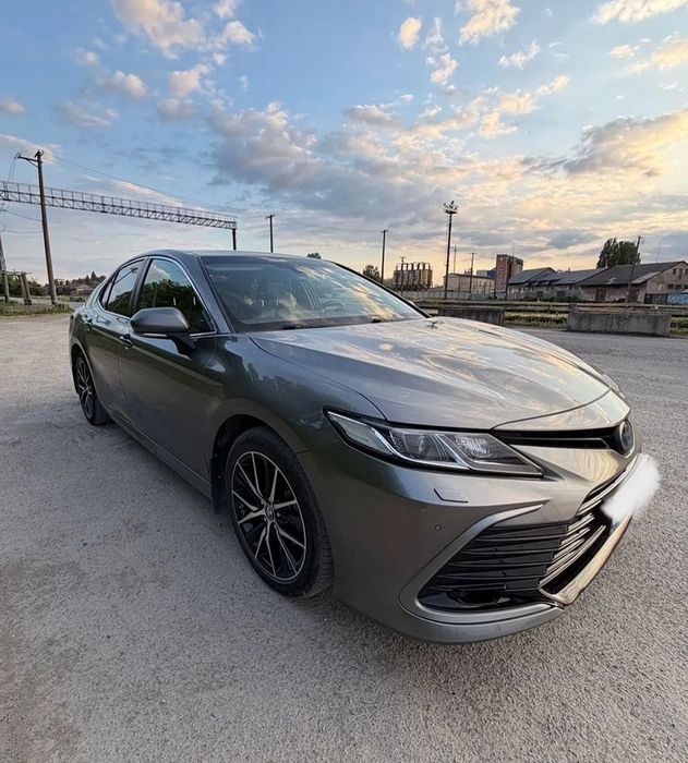 Toyota Camry 2021 hybrid