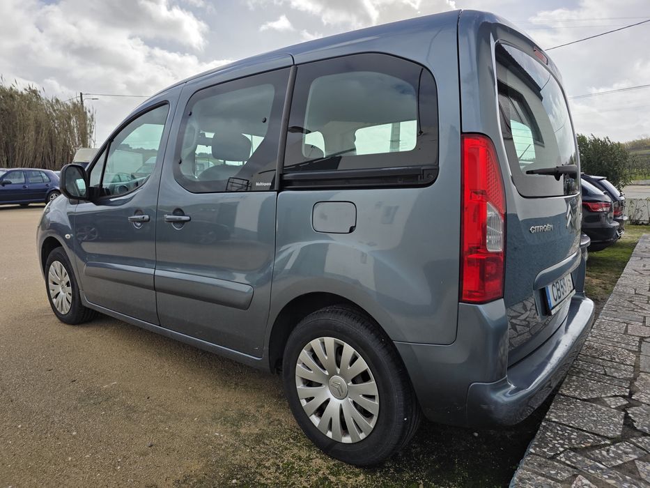 Carrinha Berlingo multispace 5 lugares