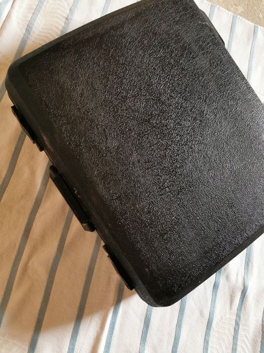 Maquina de escrever antiga