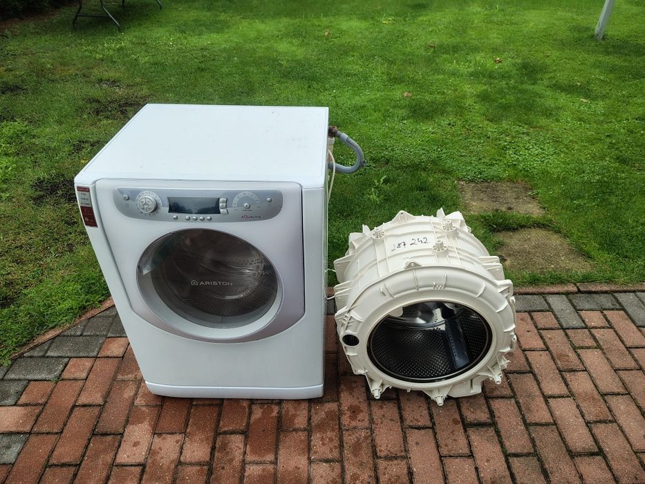 Pralka Ariston AQXD 129. Sprzedam części