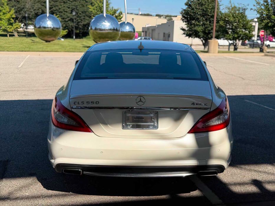 Mercedes-Benz Cls 550      2014