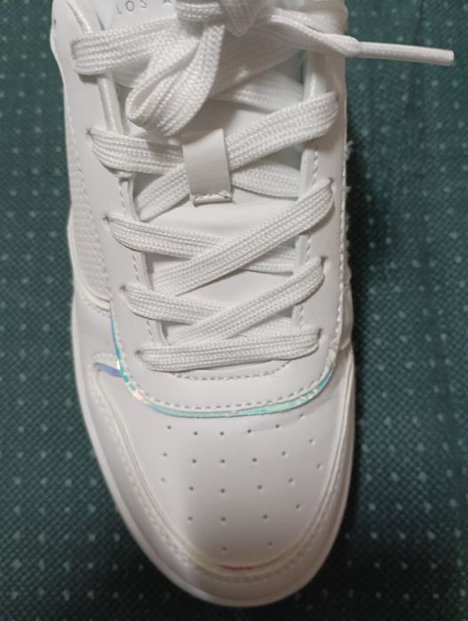 Sapatilhas brancas de senhora skechers 36