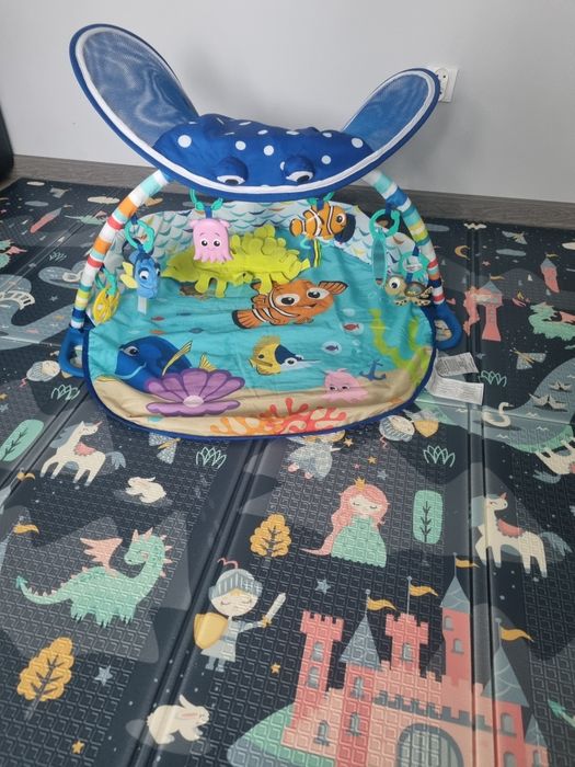 Grająca mata edukacyjna disney gdzie jest nemo