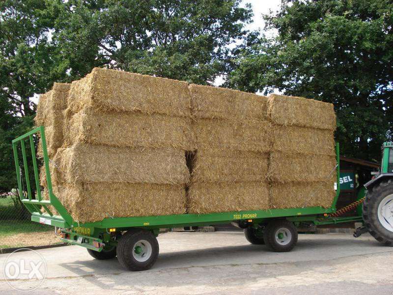 Przyczepa dwuosiowa do bel PRONAR T022 7,4 t / 17,7 m²