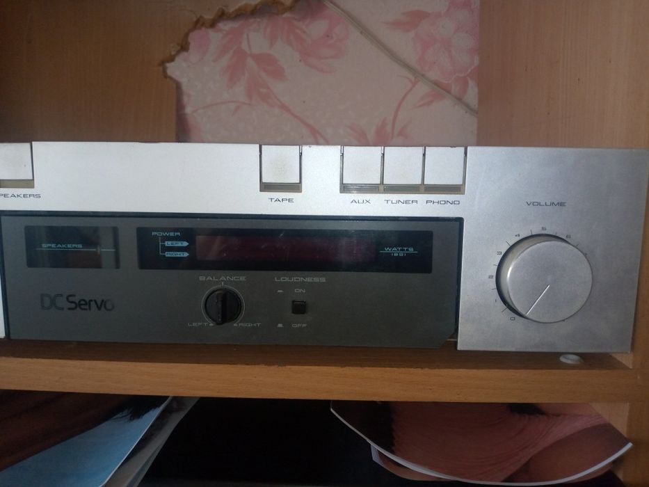 Продам усилитель akai