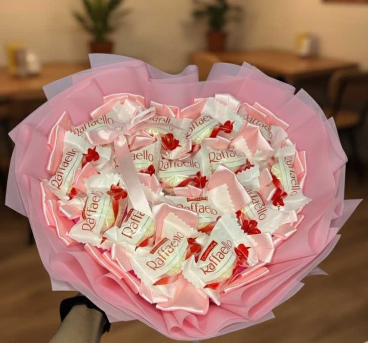 Букет з цукерок солодкий подарунок