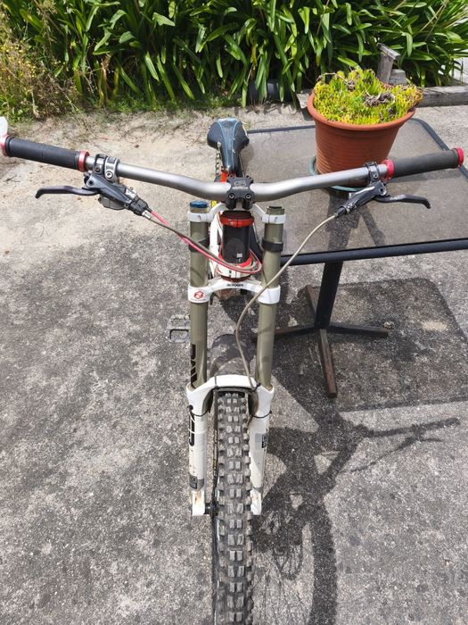 Bicicleta downhill 26 Scott Gambler