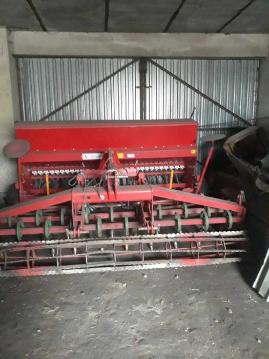 Agregat uprawowo siewny Famarol