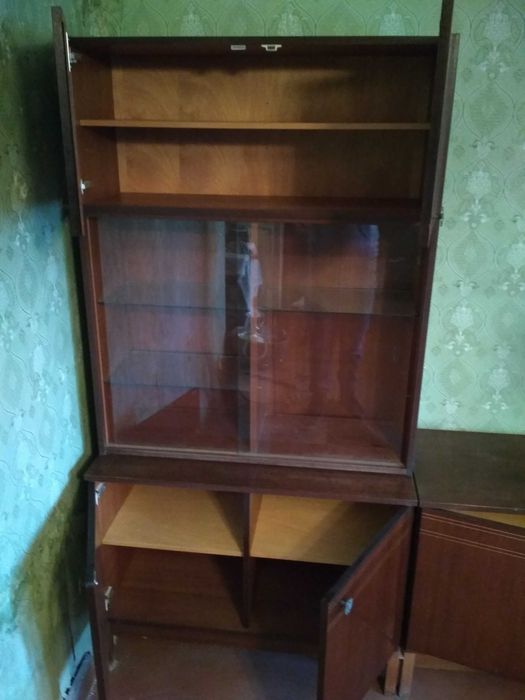 Продается стенка для залы.