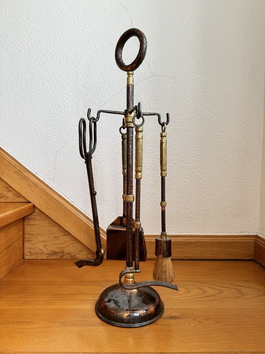 Pecas de lareira em bronze