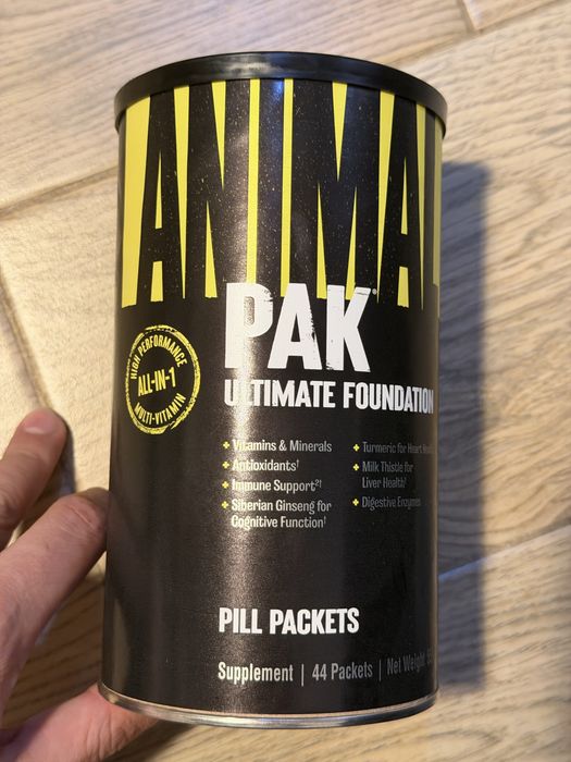 NOWY Universal Nutrition Animal Pak 44 Pakiety Witaminy USA Exp 3/2029