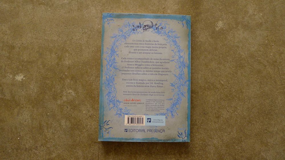 "Os Contos de Beedle o Bardo" - J.K. Rowling