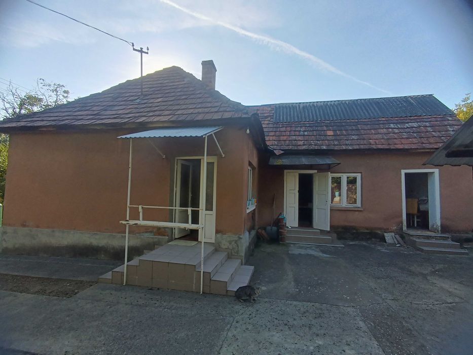 КОМПАКТНИЙ, НЕВЕЛИКИЙ 2-х кімнатний будинок 59 кв.м., житловий стан!