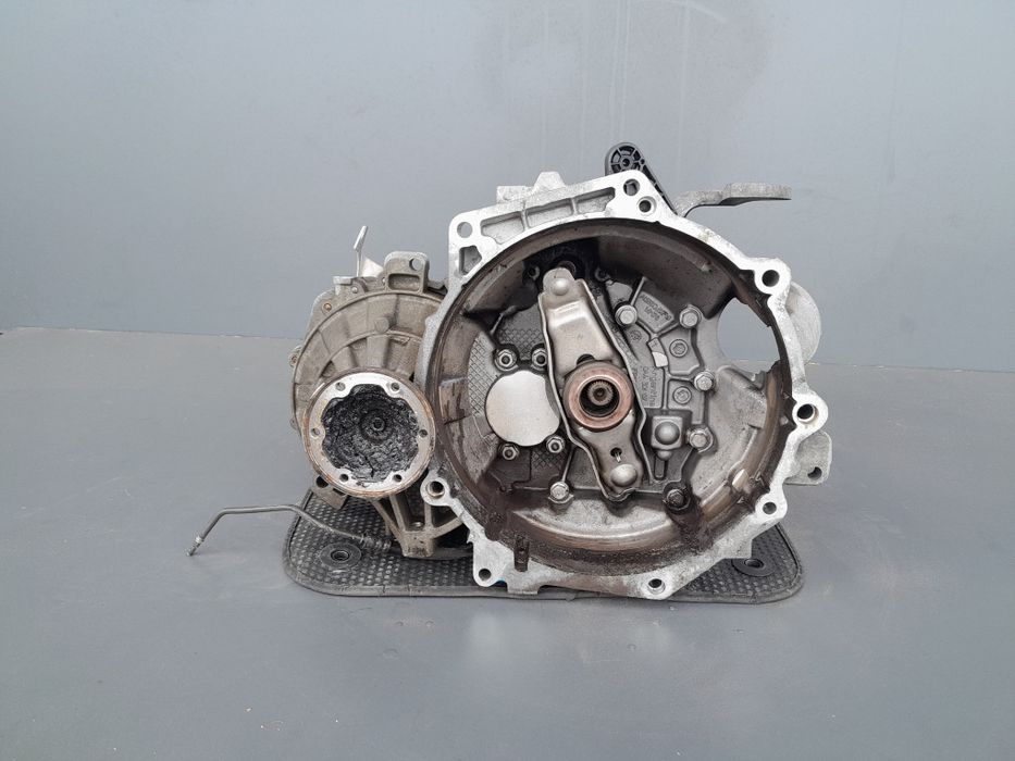 Коробка передач (КПП)1.6TDI Skoda Octavia A5 LUBA КПП Шкода Октавия А5