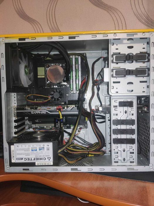 Комп'ютер  Ігровий Пк  Rx 580 .ram 24g .Core i7 2600 . sabertoot